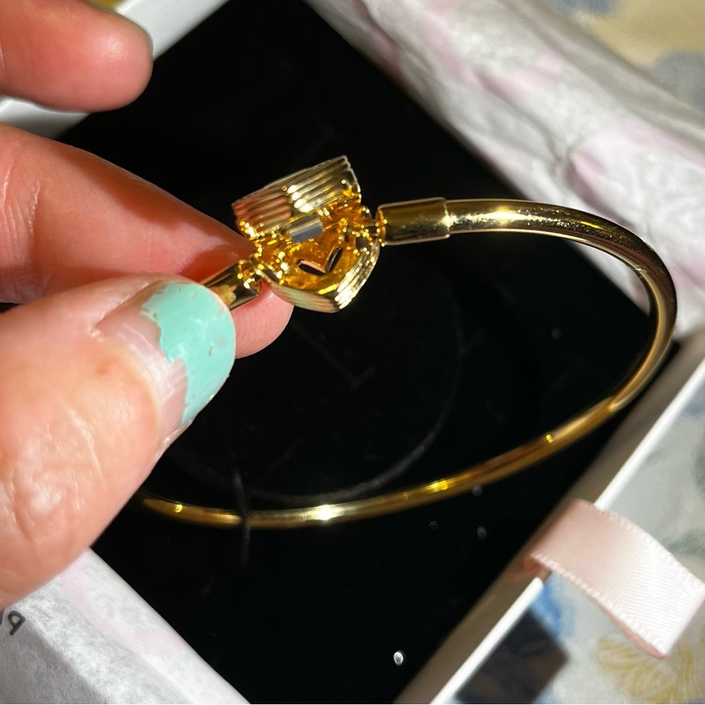 Brand New Pandora radiating heart clasp bangle Bracelet 14k gold plating - Picture 7 of 7